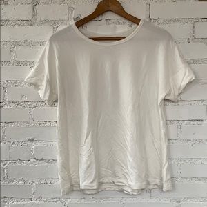 Workshop white tee